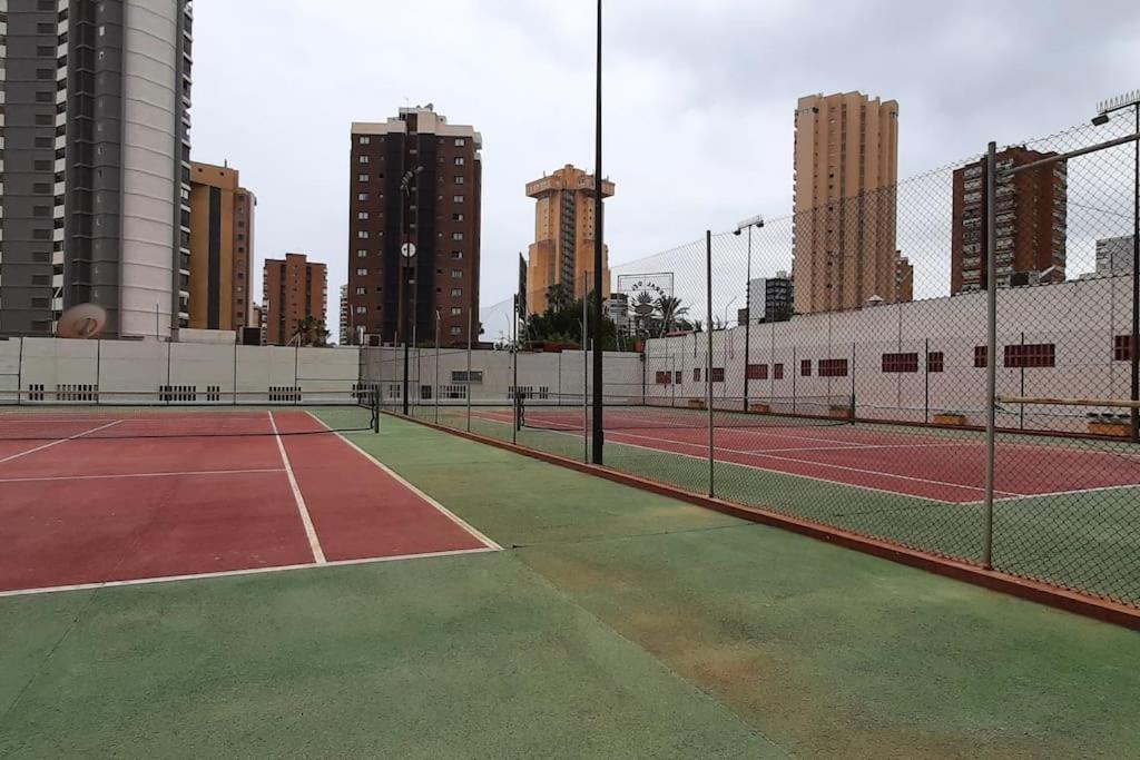 Benidorm Gemelos II One, Impresionante Vista Exterior foto